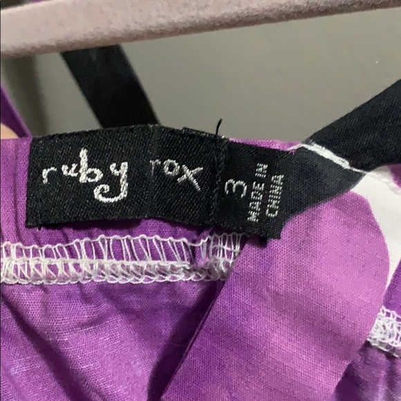 Ruby Rox floral dress - Picture 2 of 3